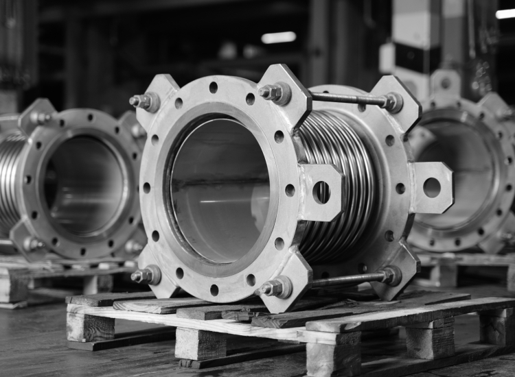 Khớp nối giãn nở cho tàu chở LNG/LPG, Expansion Joints For LNG/LPG Carriers