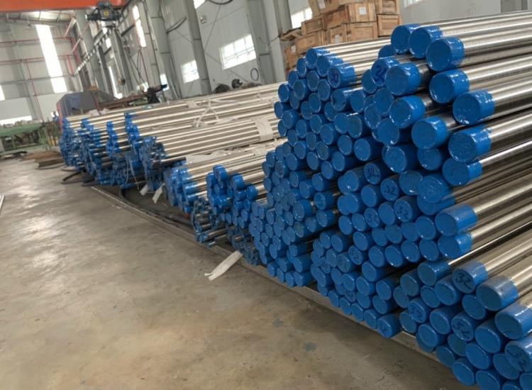 LÁP TRÒN ĐẶC 304- PHI 28|STAINLESS STEEL 304 ROUND BAR , Diameter 28mm