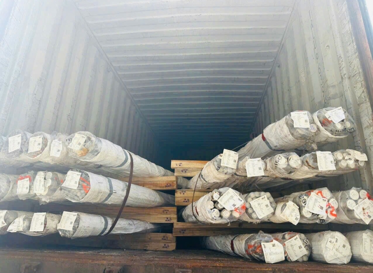 LÁP TRÒN ĐẶC 304- PHI 170|STAINLESS STEEL 304 ROUND BAR , Diameter 170mm