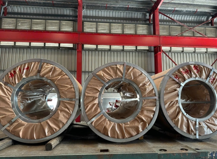 CUỘN INOX CÁN NÓNG 304