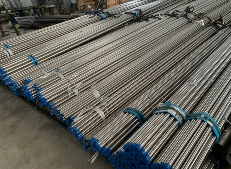 LÁP TRÒN ĐẶC 304- PHI 38|STAINLESS STEEL 304 ROUND BAR , Diameter 38mm