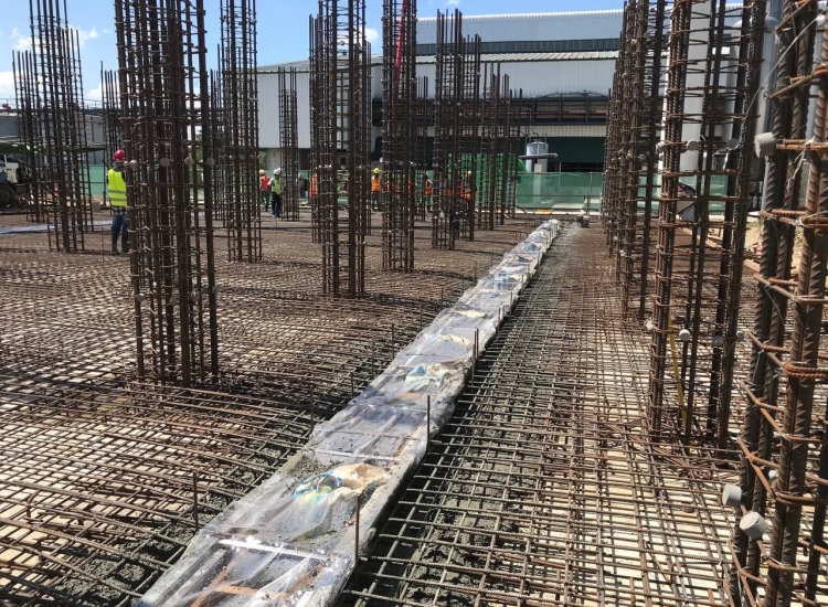 CHẾ TẠO SẢN PHẨM MÁNG THU NƯỚC GUTTER VÀ NẮP ĐẬY GRATING INOX DÀNH CHO CÁC NHÀ MÁY THỰC PHẨM , BIA , RƯỢU, NƯỚC GIẢI KHÁT