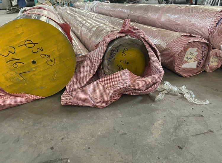 LÁP TRÒN ĐẶC 304- PHI 190|STAINLESS STEEL 304 ROUND BAR , Diameter 190mm