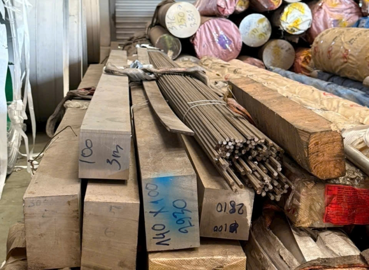 CÂY LÁP INOX VUÔNG ĐẶC  304|316|310S - 160 x 160|Stainless Steel Square Bar 160 x 160 - 304|316|310S