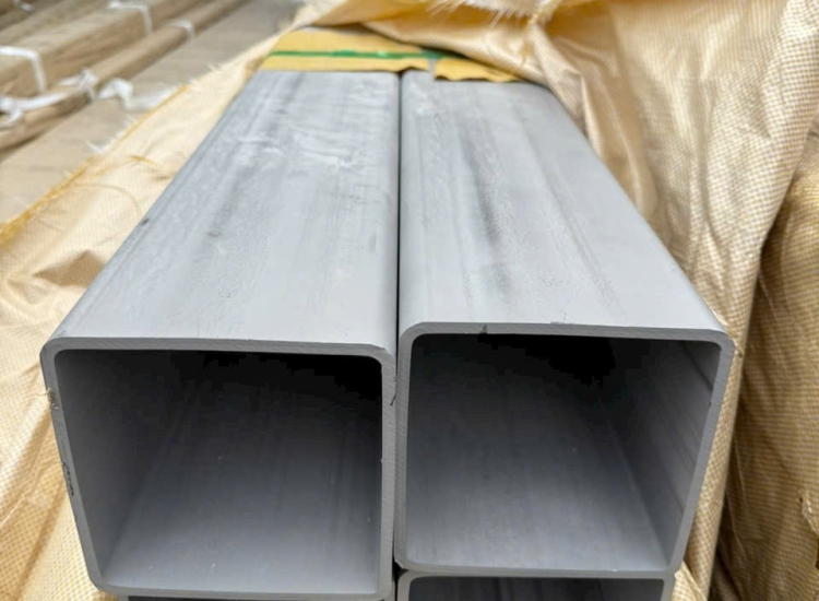 HỘP VUÔNG INOX 304 150  x 150 x 3.0mm