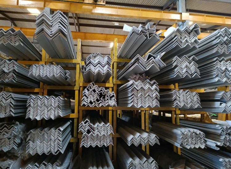 VÊ ĐÚC INOX 316/316L: 75 x 75 x 6.0 x 6 M